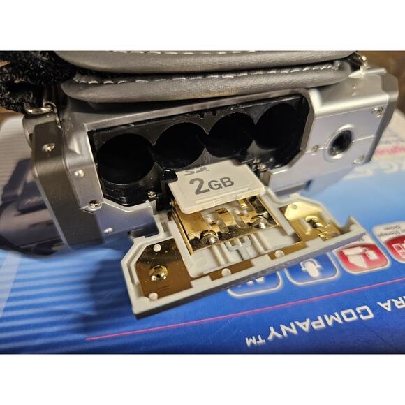 DXG 572V Digital Video Camera 5.0 Megapixel 2” High Resolution TFT Screen Works - Picture 10 of 11